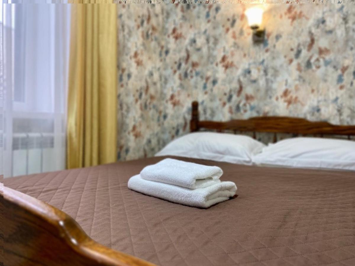 פולטבה Hotel Royal מראה חיצוני תמונה