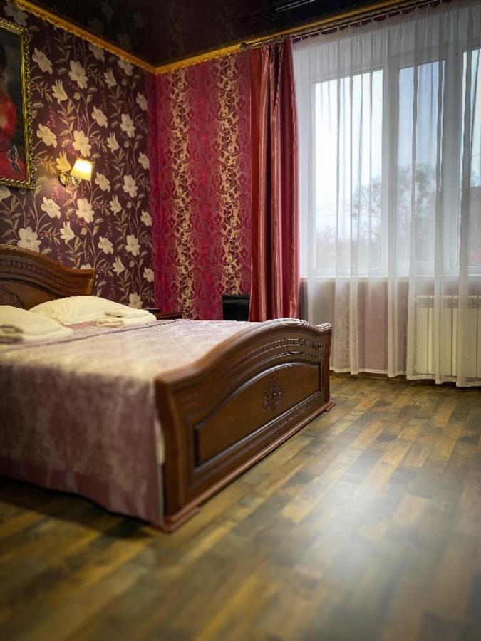 פולטבה Hotel Royal מראה חיצוני תמונה