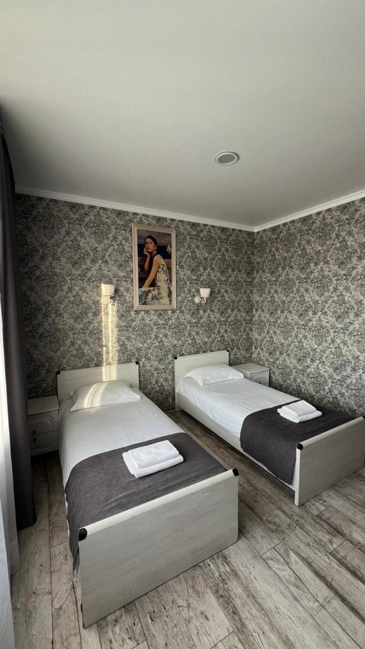 פולטבה Hotel Royal מראה חיצוני תמונה