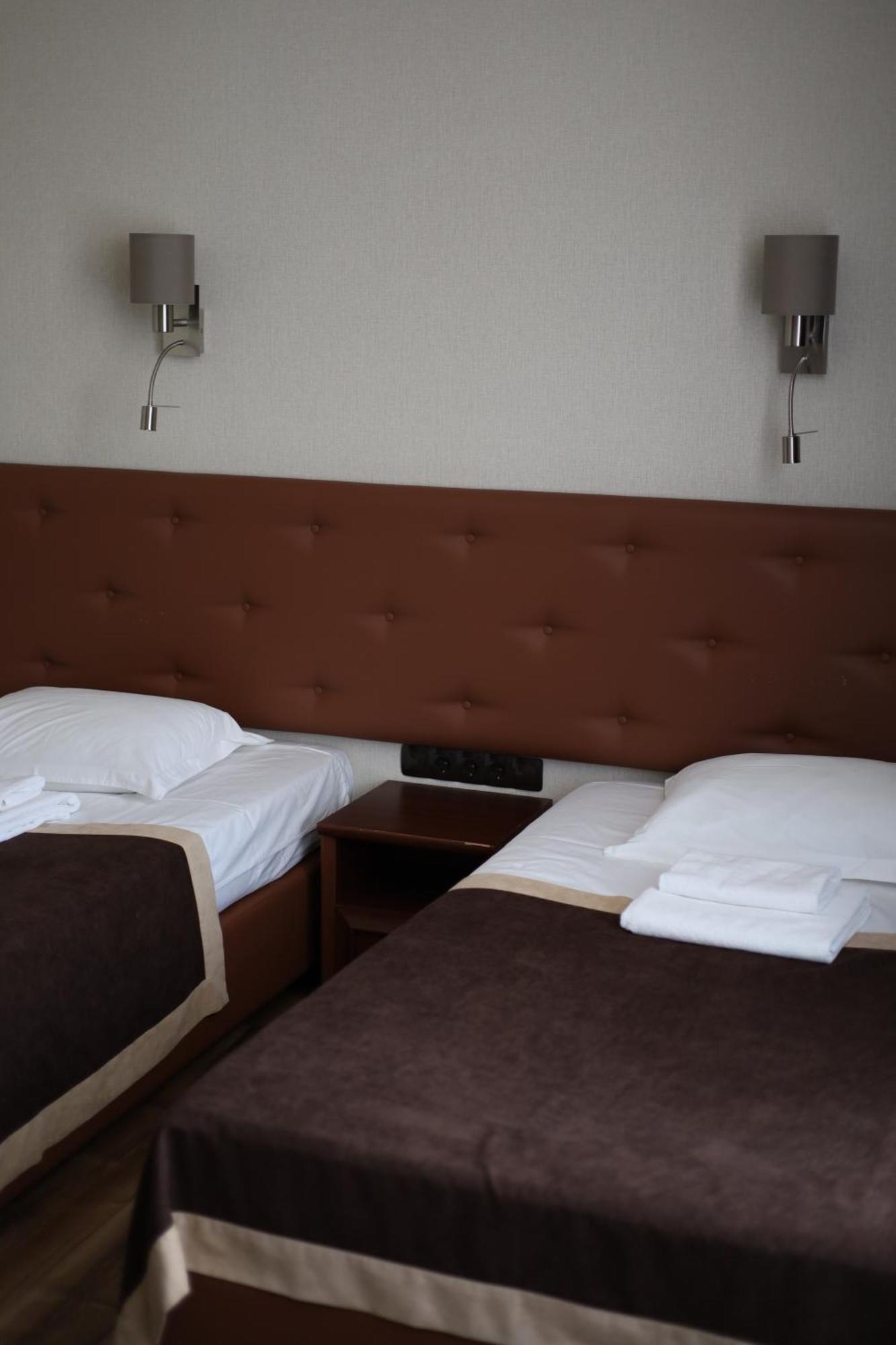 פולטבה Hotel Royal מראה חיצוני תמונה