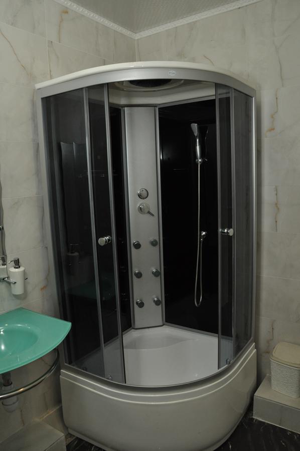 פולטבה Hotel Royal מראה חיצוני תמונה